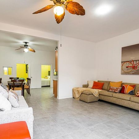 2 Br/ 1 Ba Home, Sleeps 10, 1 Min Walk To Rosarito Beach Buitenkant foto