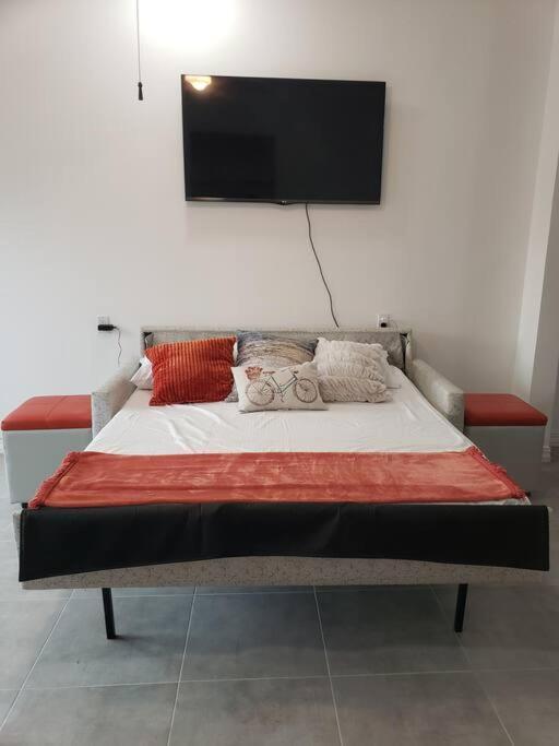 2 Br/ 1 Ba Home, Sleeps 10, 1 Min Walk To Rosarito Beach Buitenkant foto