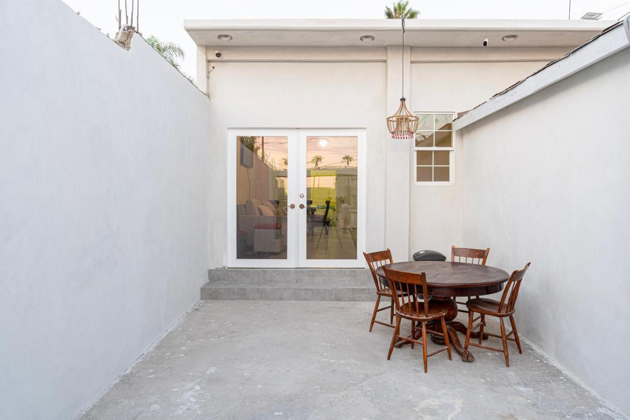 2 Br/ 1 Ba Home, Sleeps 10, 1 Min Walk To Rosarito Beach Buitenkant foto