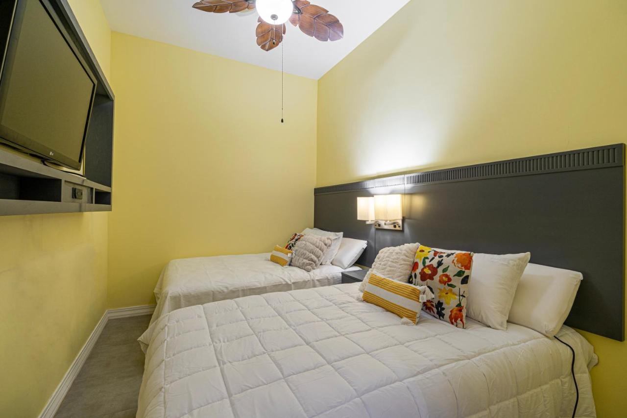 2 Br/ 1 Ba Home, Sleeps 10, 1 Min Walk To Rosarito Beach Buitenkant foto